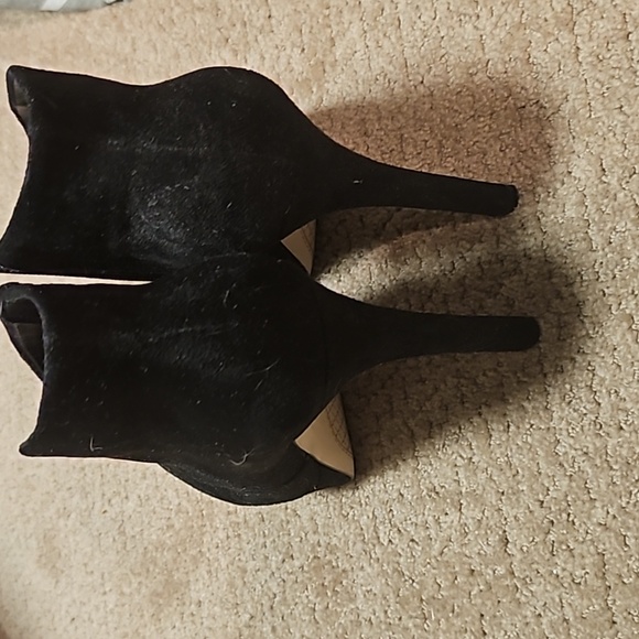 Booties/ ankle boots heels. - Picture 2 of 7